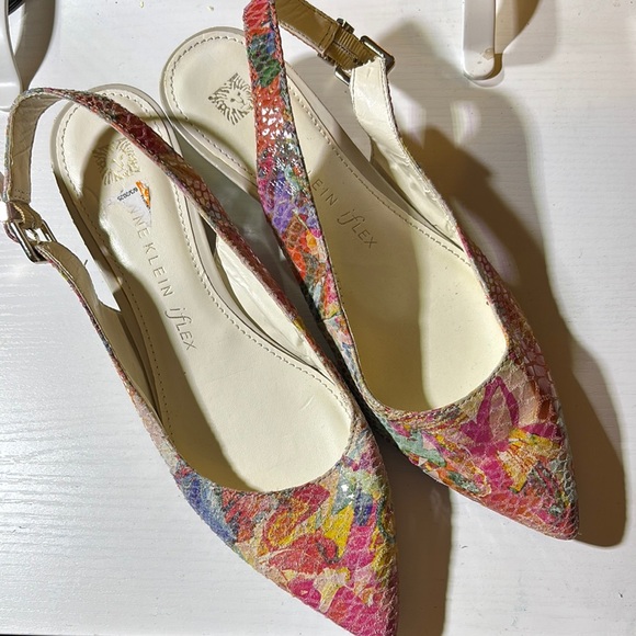Anne Klein Colorful Floral Slingback Heels - Picture 1 of 5